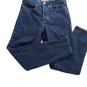 Levi’s Wedgie Straight Jeans Size 27 Dark Wash High Rise